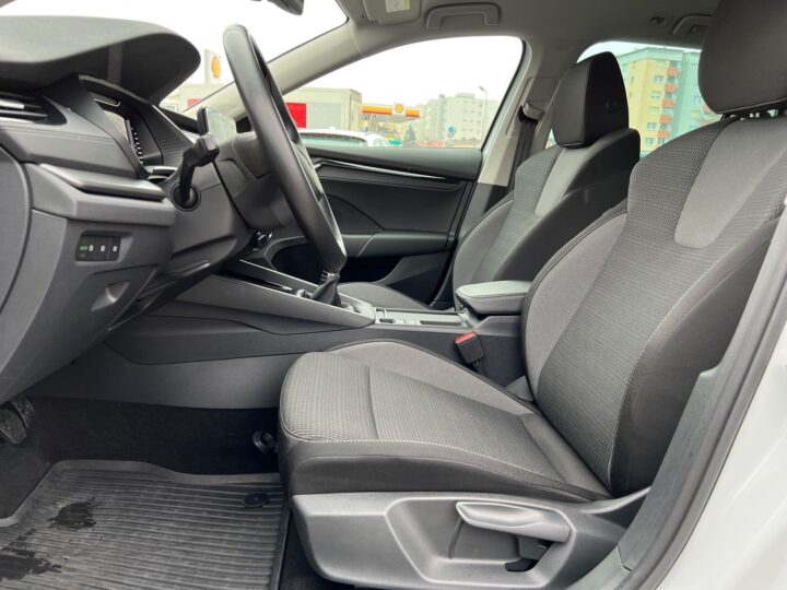 Abbildung Fahrzeugdetailansicht Skoda Octavia - Nr. 12