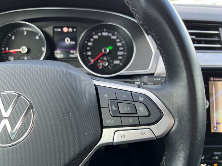 Abbildung Fahrzeugdetailansicht Volkswagen Passat Variant - Nr. 39