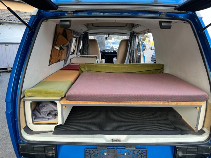 Abbildung Fahrzeugdetailansicht Volkswagen T3 Kombi - Nr. 14