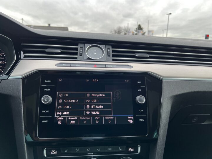 Abbildung Fahrzeugdetailansicht Volkswagen Passat Variant - Nr. 20