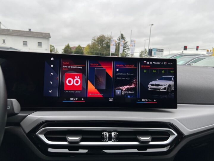 Abbildung Fahrzeugdetailansicht BMW 318 - Nr. 26