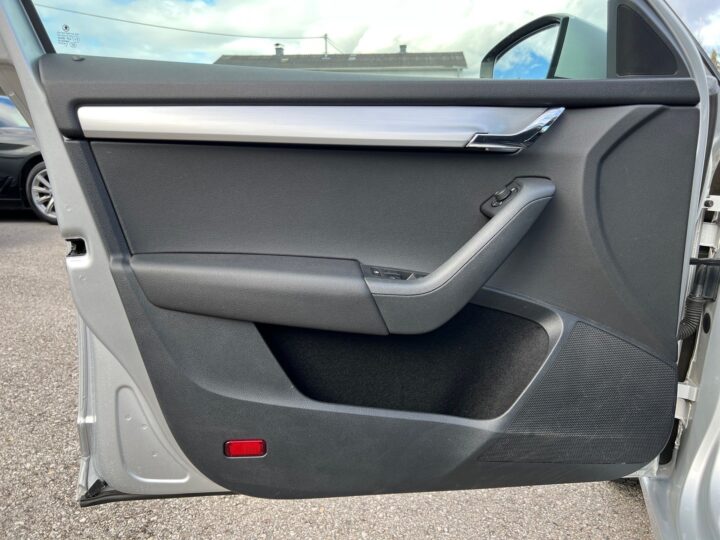 Abbildung Fahrzeugdetailansicht Skoda Octavia - Nr. 29