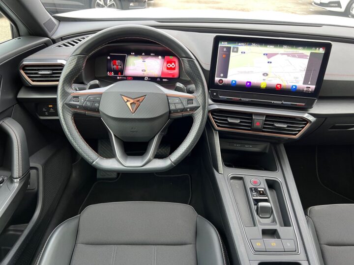 Abbildung Fahrzeugdetailansicht Cupra Formentor - Nr. 10