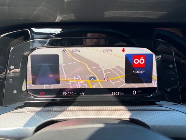 Abbildung Fahrzeugdetailansicht Volkswagen Golf - Nr. 17