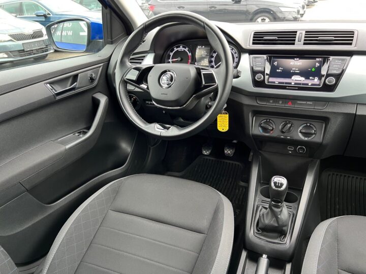 Abbildung Fahrzeugdetailansicht Skoda Fabia - Nr. 11