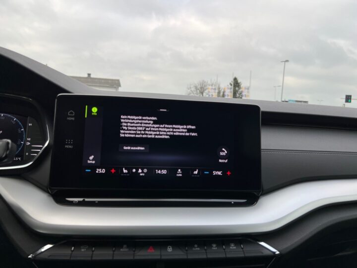 Abbildung Fahrzeugdetailansicht Skoda Octavia - Nr. 20