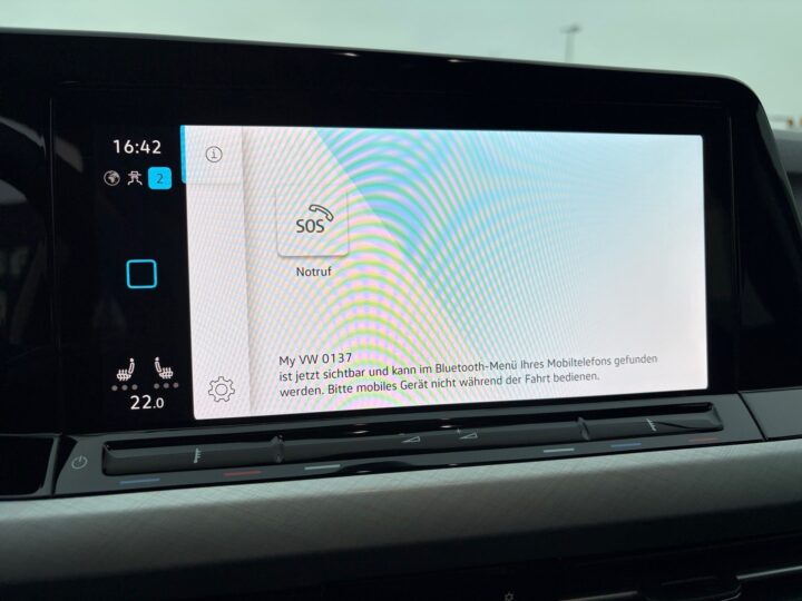 Abbildung Fahrzeugdetailansicht Volkswagen Golf Variant - Nr. 23