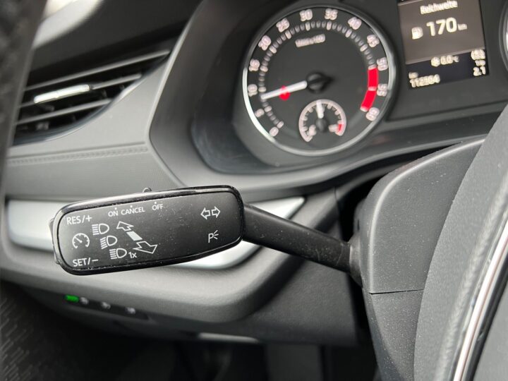 Abbildung Fahrzeugdetailansicht Skoda Octavia - Nr. 42