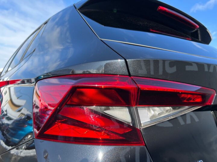 Abbildung Fahrzeugdetailansicht Skoda Fabia - Nr. 36