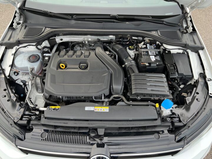 Abbildung Fahrzeugdetailansicht Volkswagen Golf - Nr. 33