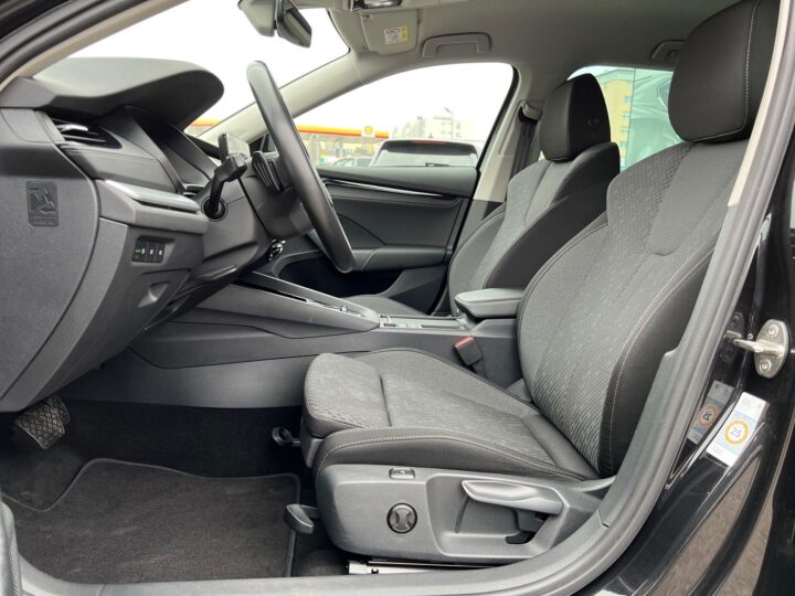 Abbildung Fahrzeugdetailansicht Skoda Octavia - Nr. 12