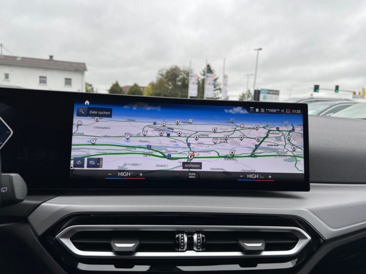 Abbildung Fahrzeugdetailansicht BMW 318 - Nr. 21