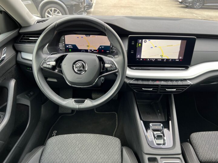 Abbildung Fahrzeugdetailansicht Skoda Octavia - Nr. 10