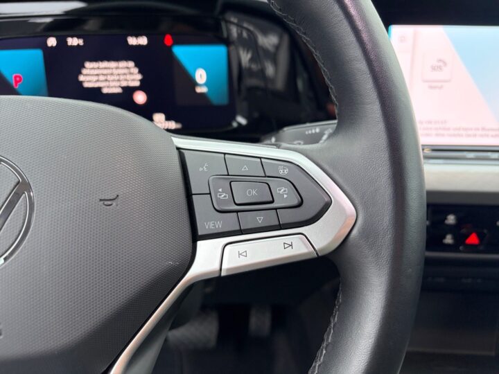 Abbildung Fahrzeugdetailansicht Volkswagen Golf Variant - Nr. 26