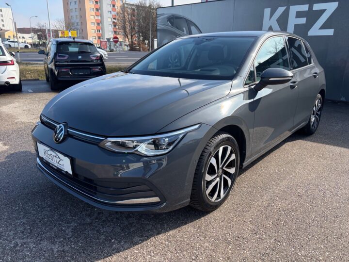 Abbildung Fahrzeugdetailansicht Volkswagen Golf - Nr. 6