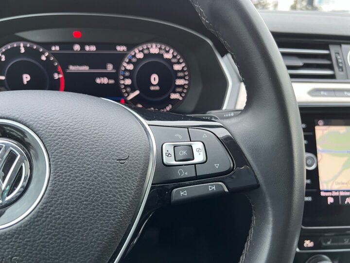 Abbildung Fahrzeugdetailansicht Volkswagen Passat Variant - Nr. 42