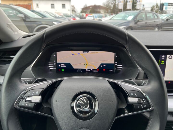 Abbildung Fahrzeugdetailansicht Skoda Octavia - Nr. 15