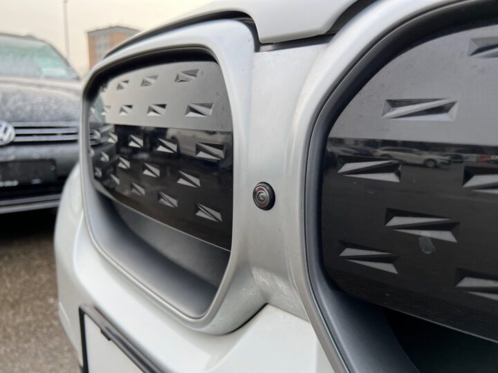 Abbildung Fahrzeugdetailansicht BMW iX3 - Nr. 37