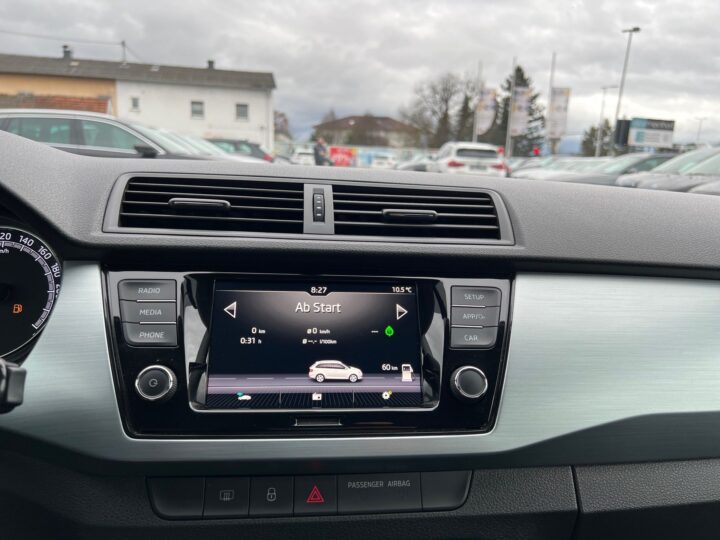 Abbildung Fahrzeugdetailansicht Skoda Fabia - Nr. 17