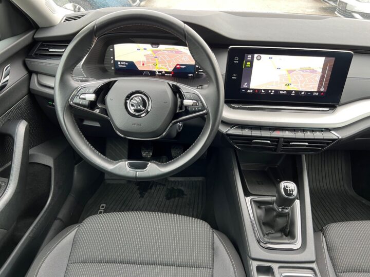 Abbildung Fahrzeugdetailansicht Skoda Octavia - Nr. 10