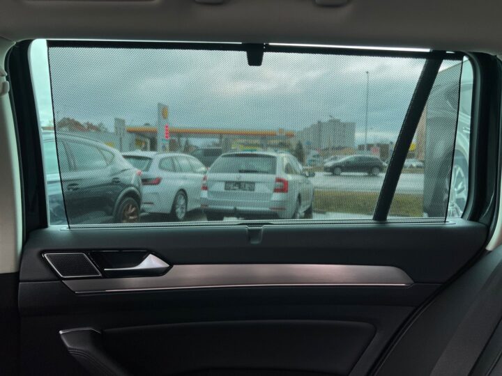 Abbildung Fahrzeugdetailansicht Volkswagen Passat Variant - Nr. 41