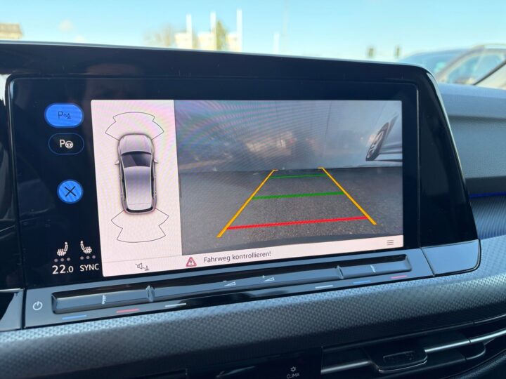 Abbildung Fahrzeugdetailansicht Volkswagen Golf - Nr. 19