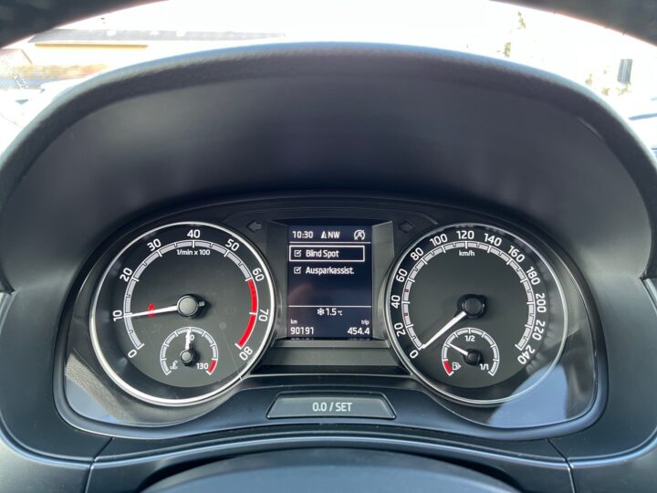 Abbildung Fahrzeugdetailansicht Skoda Fabia - Nr. 17