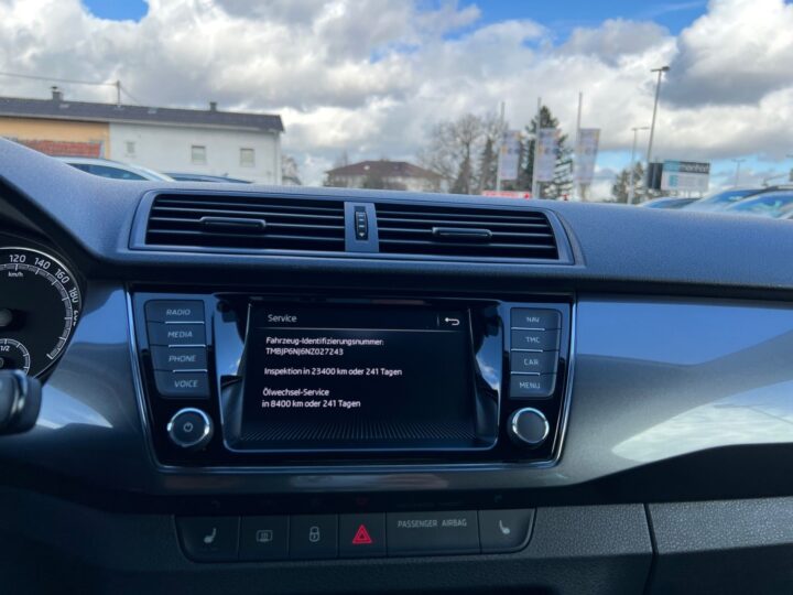 Abbildung Fahrzeugdetailansicht Skoda Fabia - Nr. 25