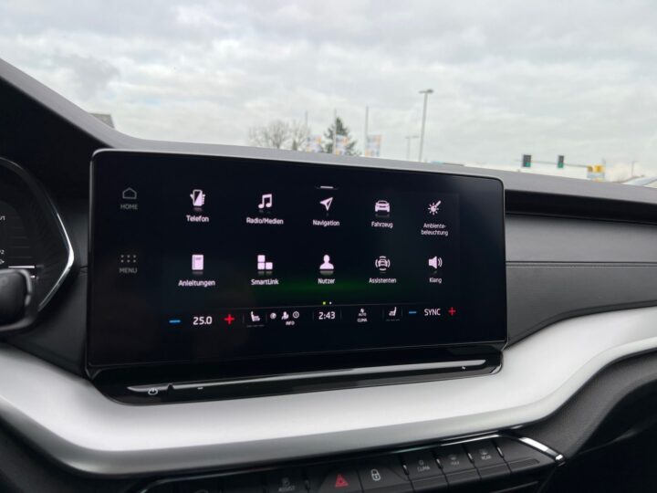 Abbildung Fahrzeugdetailansicht Skoda Octavia - Nr. 19