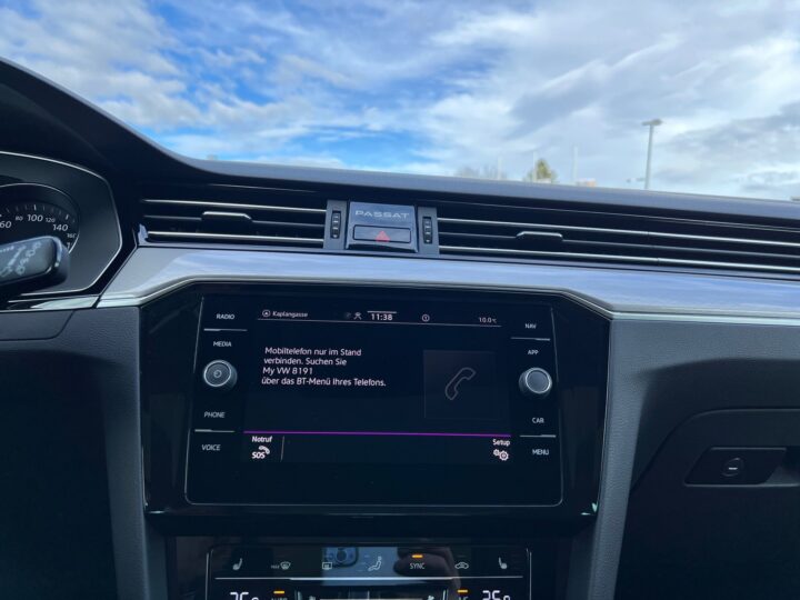 Abbildung Fahrzeugdetailansicht Volkswagen Passat Variant - Nr. 21