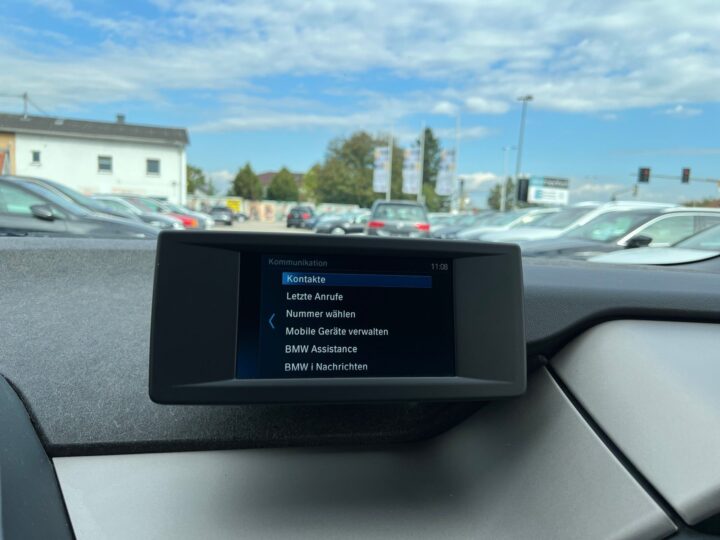 Abbildung Fahrzeugdetailansicht BMW i3 - Nr. 20