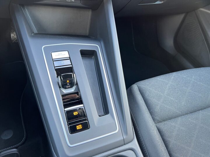 Abbildung Fahrzeugdetailansicht Volkswagen Golf Variant - Nr. 28