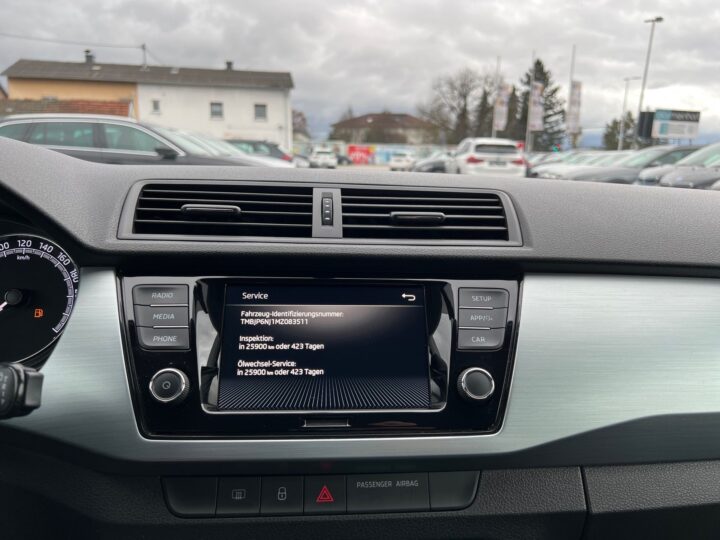 Abbildung Fahrzeugdetailansicht Skoda Fabia - Nr. 21