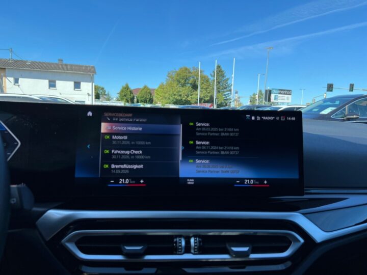 Abbildung Fahrzeugdetailansicht BMW 320 - Nr. 24