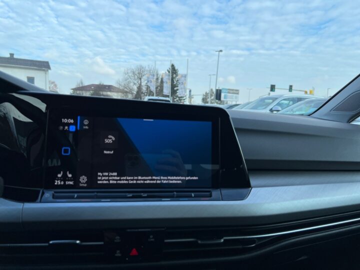 Abbildung Fahrzeugdetailansicht Volkswagen Golf Variant - Nr. 19