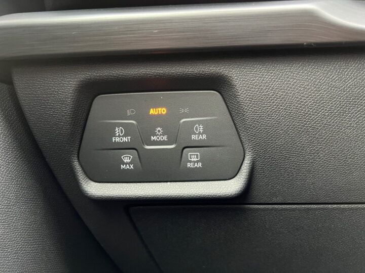 Abbildung Fahrzeugdetailansicht Cupra Formentor - Nr. 43