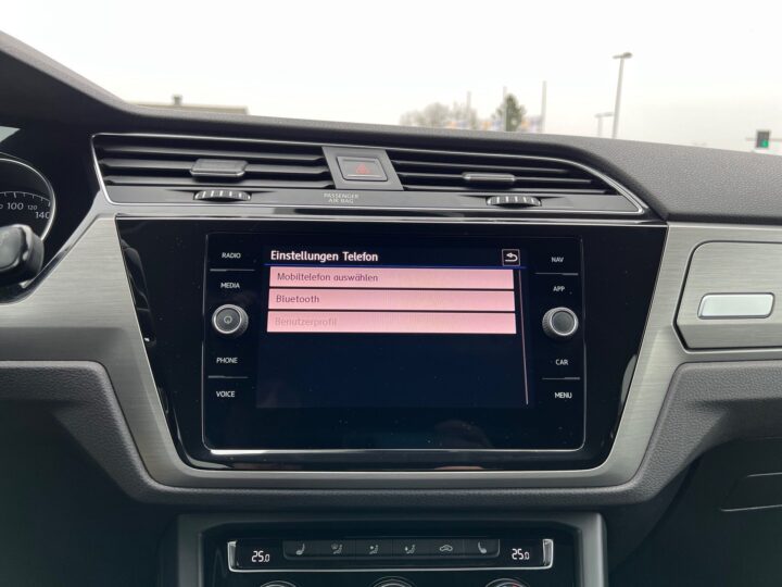 Abbildung Fahrzeugdetailansicht Volkswagen Touran - Nr. 21