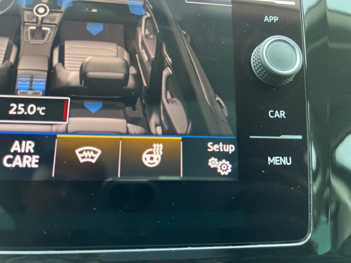 Abbildung Fahrzeugdetailansicht Volkswagen Passat Variant - Nr. 27