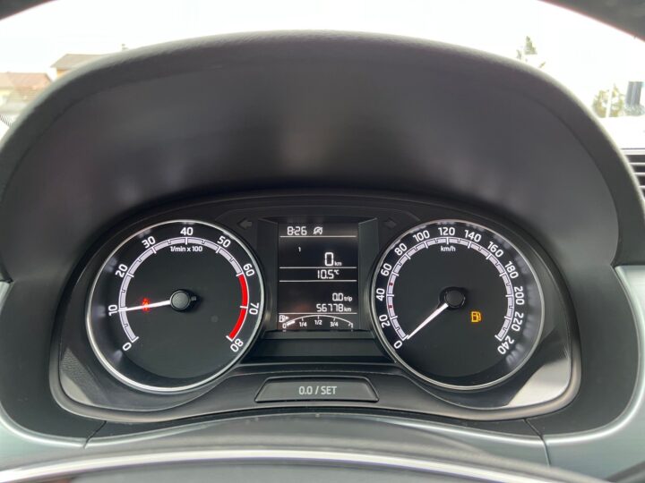 Abbildung Fahrzeugdetailansicht Skoda Fabia - Nr. 16