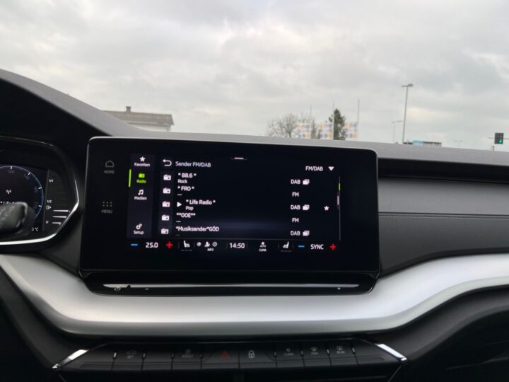 Abbildung Fahrzeugdetailansicht Skoda Octavia - Nr. 19