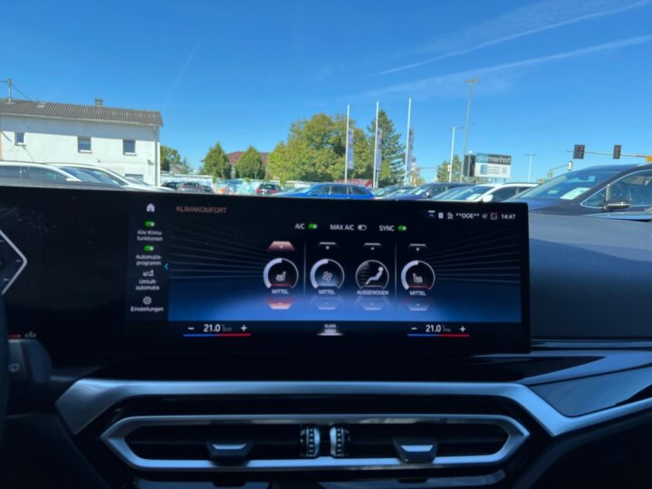 Abbildung Fahrzeugdetailansicht BMW 320 - Nr. 23