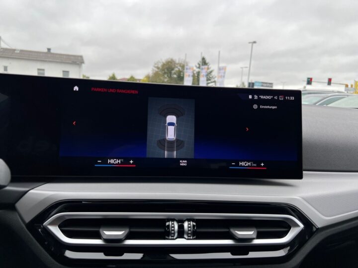 Abbildung Fahrzeugdetailansicht BMW 318 - Nr. 25