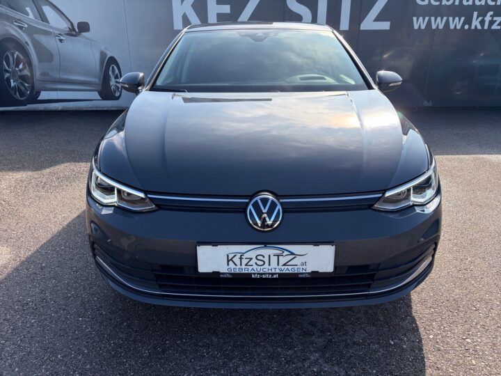 Abbildung Fahrzeugdetailansicht Volkswagen Golf - Nr. 7