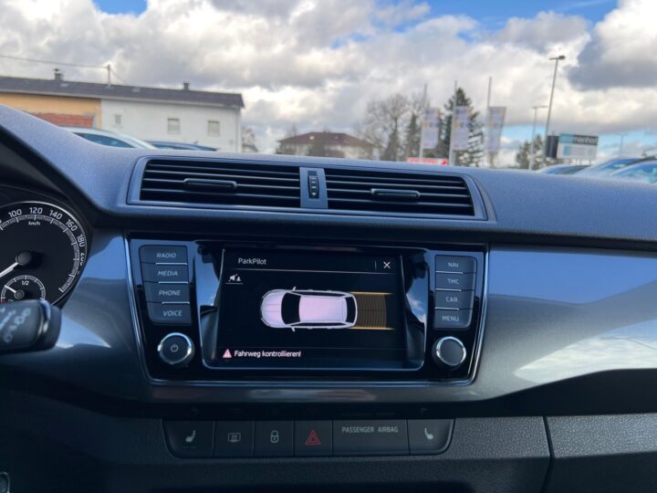 Abbildung Fahrzeugdetailansicht Skoda Fabia - Nr. 26