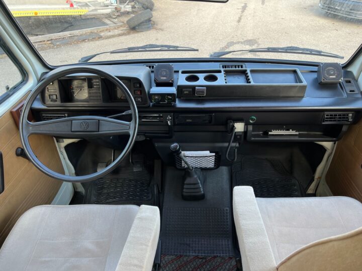 Abbildung Fahrzeugdetailansicht Volkswagen T3 Kombi - Nr. 10