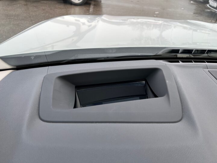 Abbildung Fahrzeugdetailansicht BMW iX3 - Nr. 45