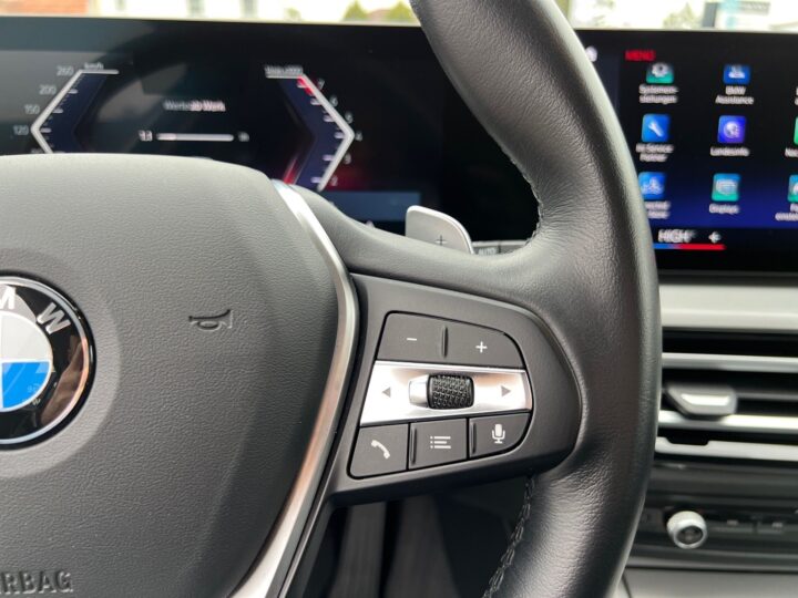 Abbildung Fahrzeugdetailansicht BMW 318 - Nr. 39