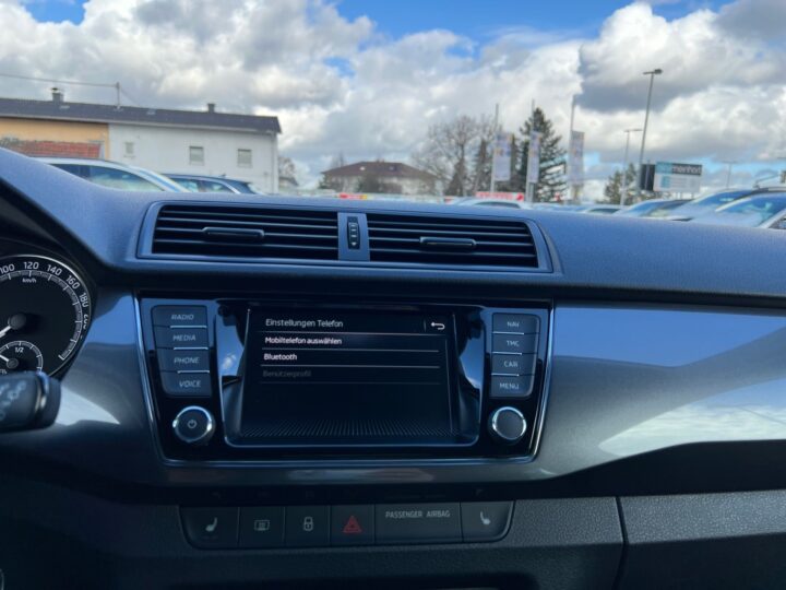 Abbildung Fahrzeugdetailansicht Skoda Fabia - Nr. 21