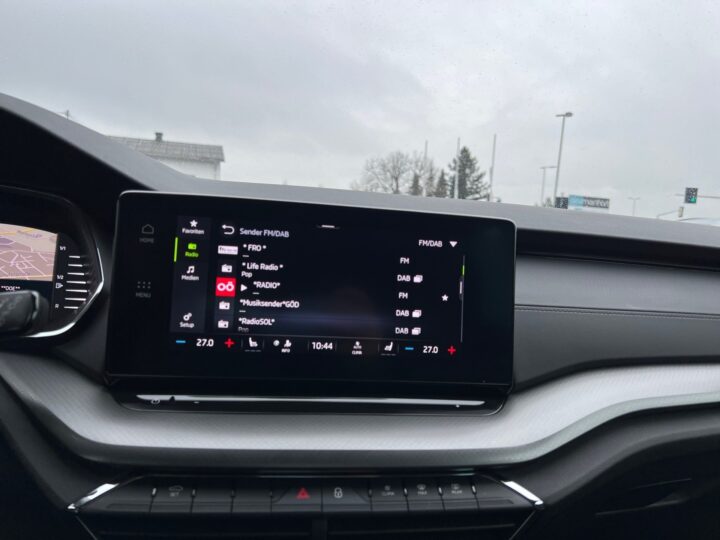 Abbildung Fahrzeugdetailansicht Skoda Octavia - Nr. 19