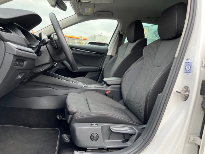 Abbildung Fahrzeugdetailansicht Skoda Octavia - Nr. 12